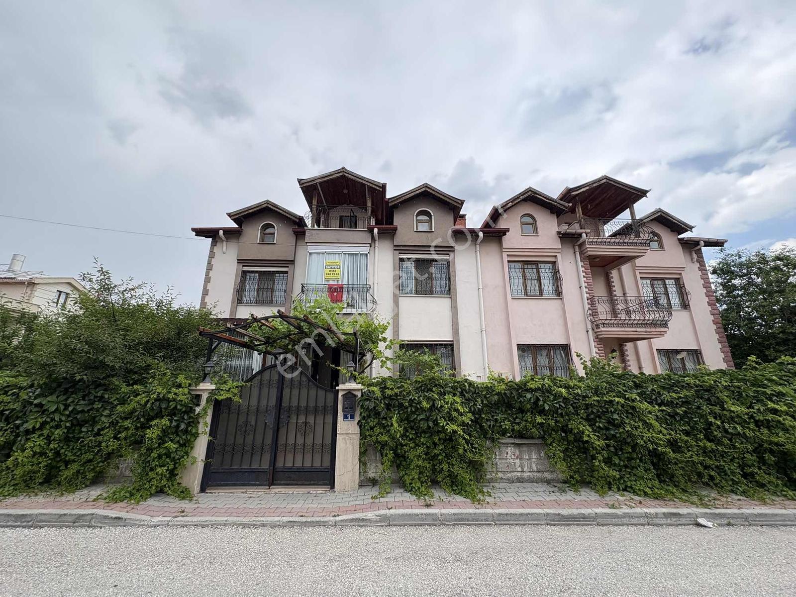 Melikşahta 305 M² Arsa Paylı 4+1 Villa | Ticari Kullanıma Uygun — fotoğraf 31