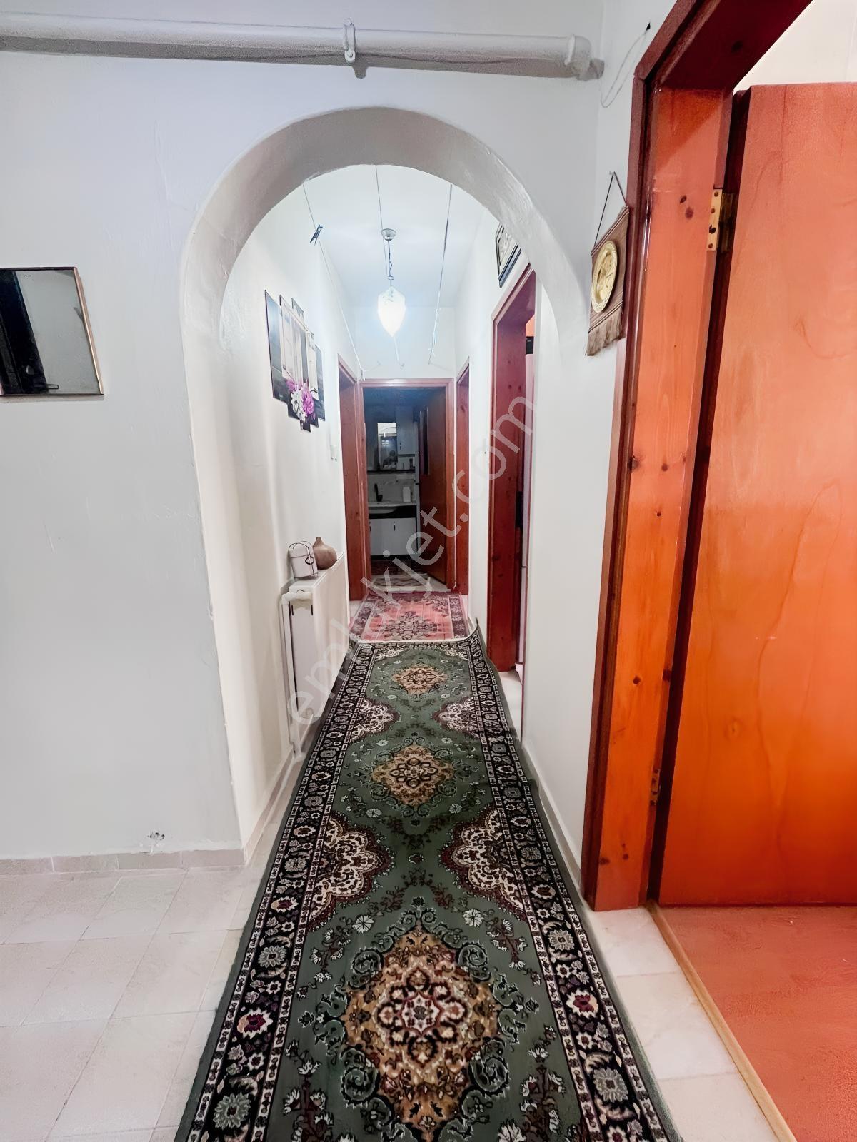 Gültepe'de Metrobüsün Dibinde Kaçak Katı Olmayan 2+1 90m2 Daire — fotoğraf 20