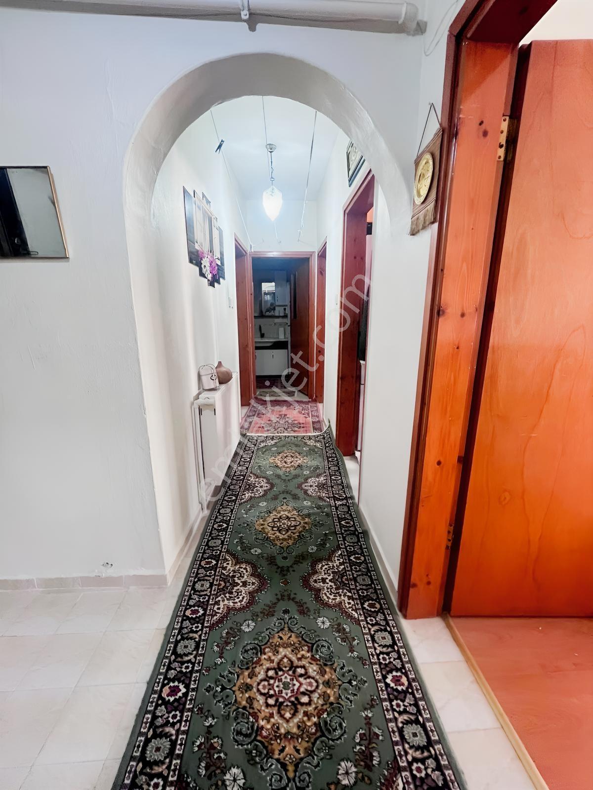 Gültepe'de Metrobüsün Dibinde Kaçak Katı Olmayan 2+1 90m2 Daire — fotoğraf 21