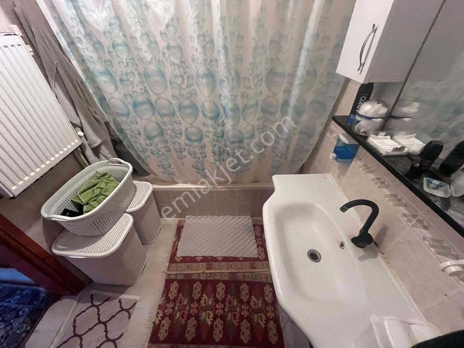Gültepe'de Metrobüsün Dibinde Kaçak Katı Olmayan 2+1 90m2 Daire — fotoğraf 30
