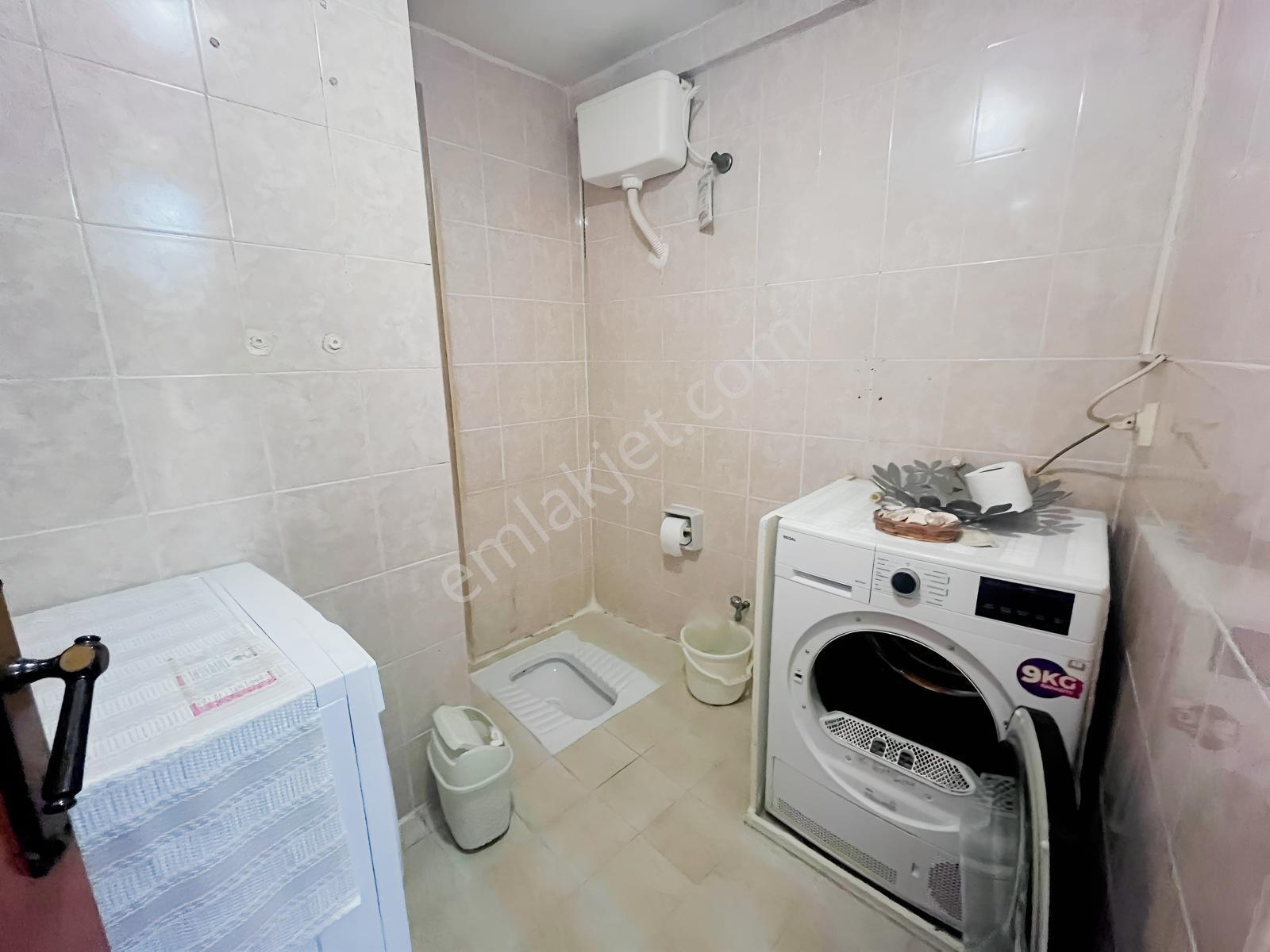 Gültepe'de Metrobüsün Dibinde Kaçak Katı Olmayan 2+1 90m2 Daire — fotoğraf 36