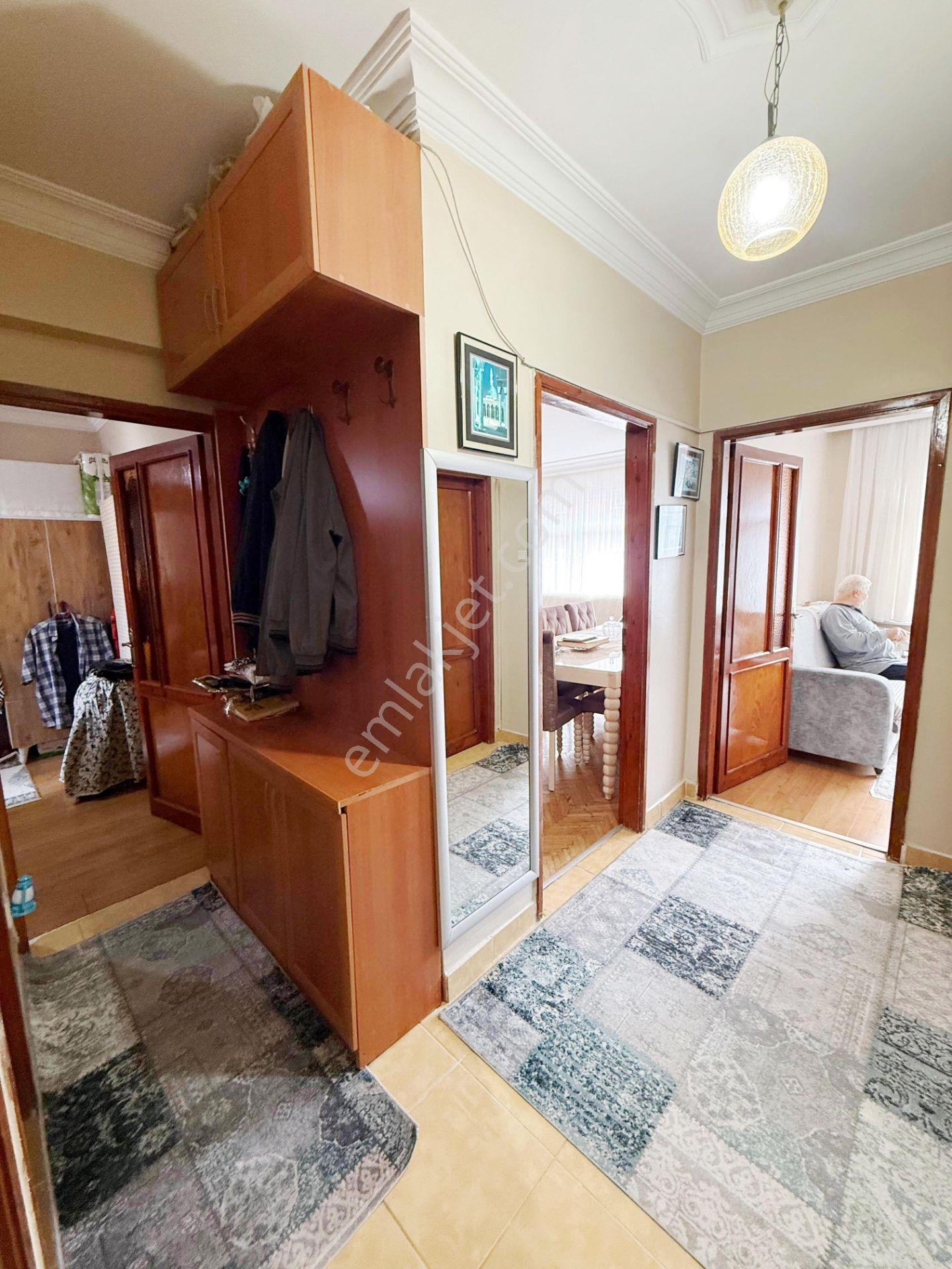 Fatih Emlak Tan Nur Cami Yakını 2+1 80 M2 Kat Mülkiyetli 4 Kat Daire — fotoğraf 10