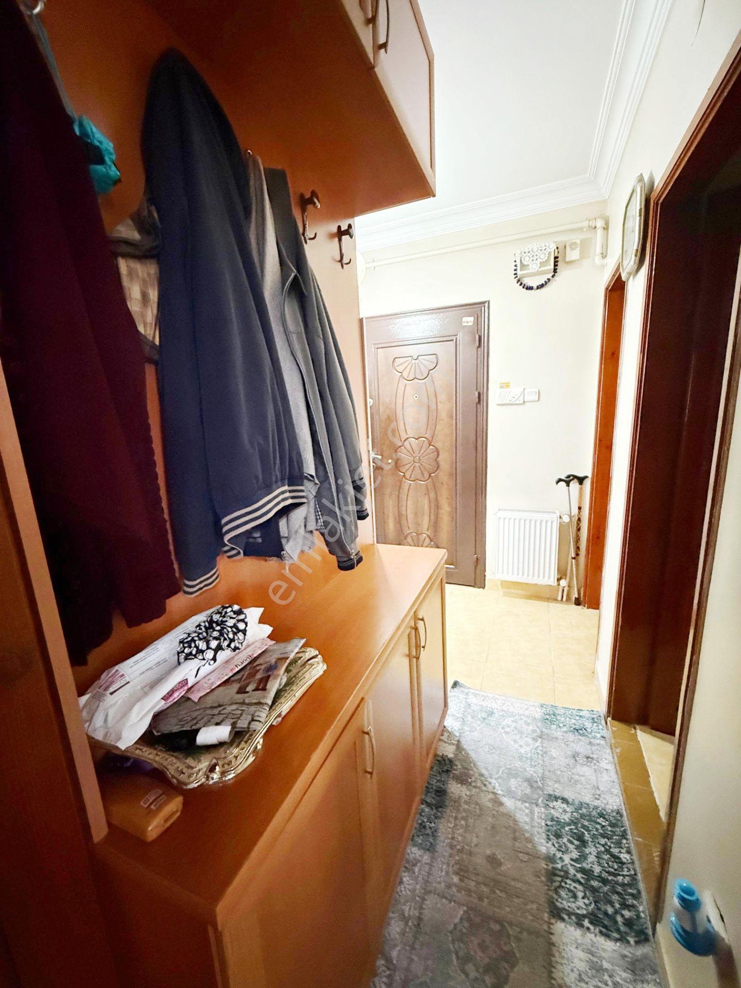 Fatih Emlak Tan Nur Cami Yakını 2+1 80 M2 Kat Mülkiyetli 4 Kat Daire — fotoğraf 11
