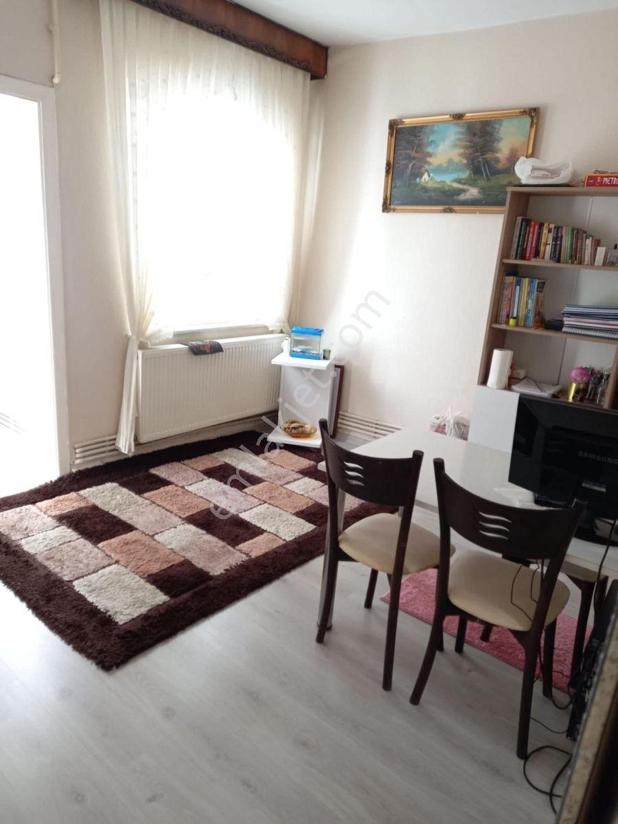 Çarşı Merkezde | Konut & İşyeri Kullanımına Uygun 2+1 Satılık — fotoğraf 4
