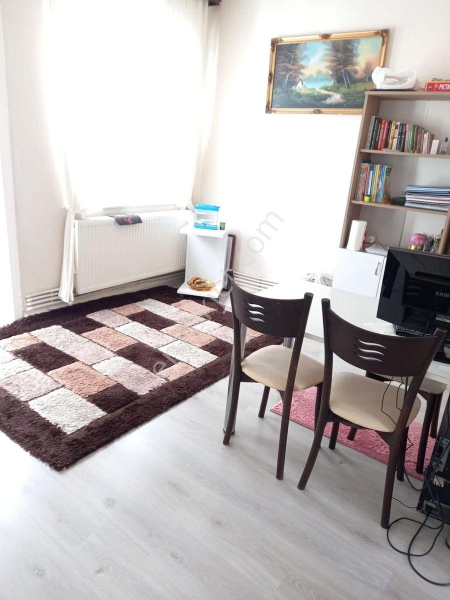 Çarşı Merkezde | Konut & İşyeri Kullanımına Uygun 2+1 Satılık — fotoğraf 5