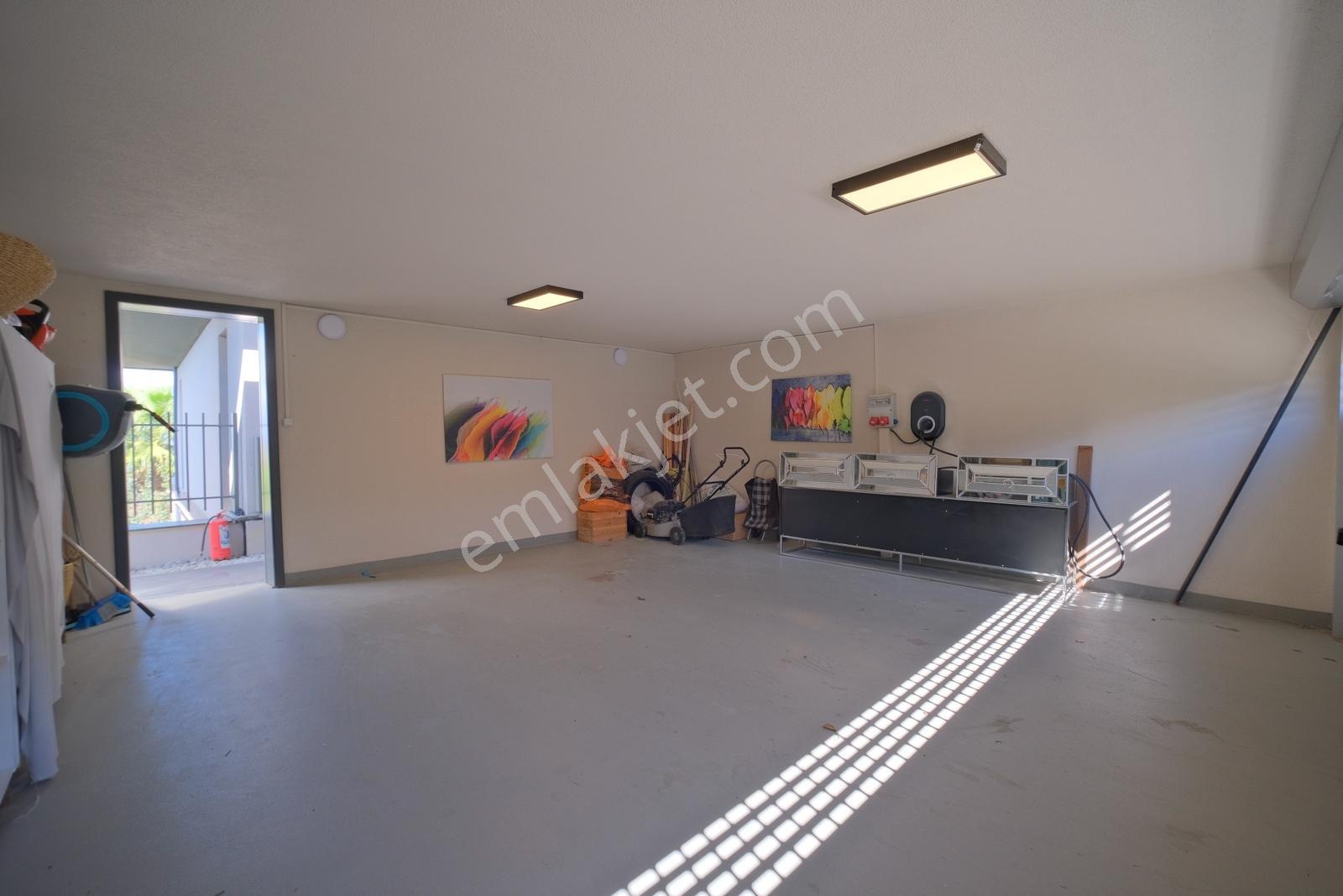 Mesa Yeşilyaka Su'da Derya Modeli 5+1 Satılık Özel Villa — fotoğraf 28