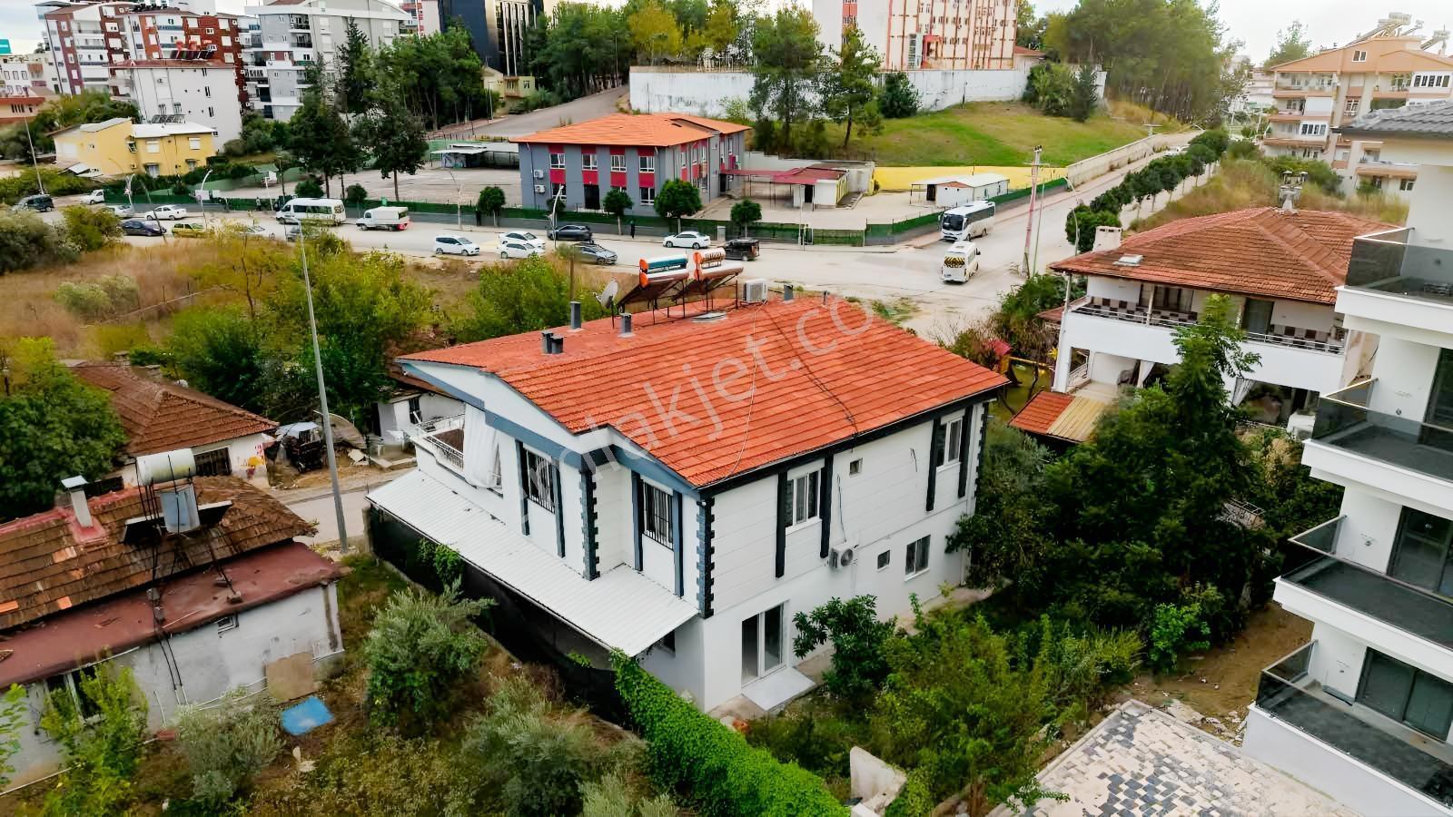 Re Golf'ten Komple Satılık Müstakil Ev — fotoğraf 3