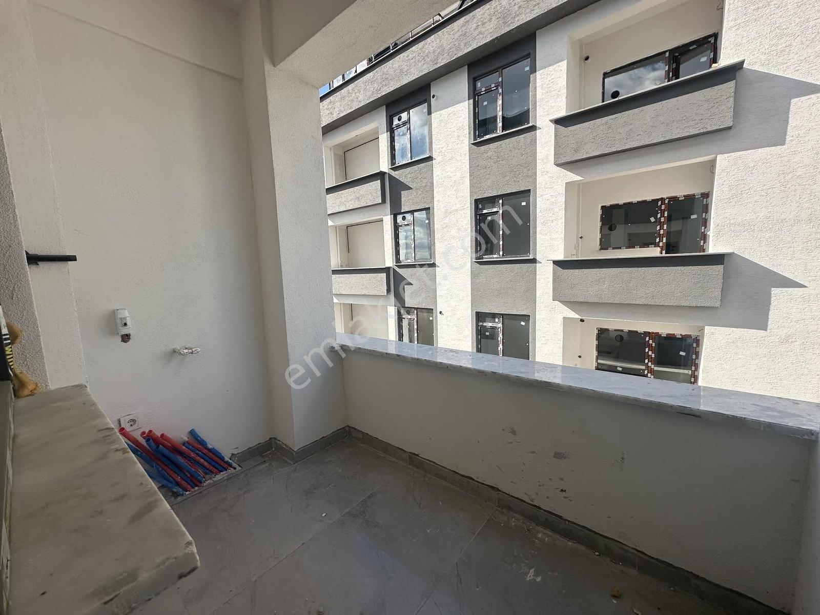 Arnavutköy Bolluca Satılık Ara Kat Daire 2+1 Butik Site — fotoğraf 14
