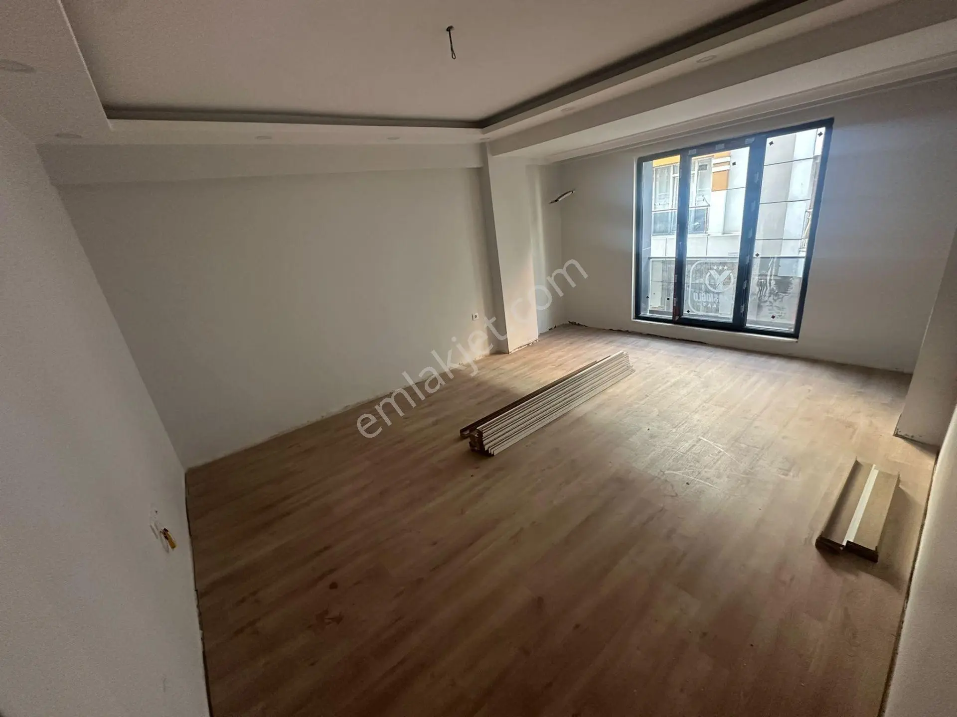 Özgür İnşaat'tan Cebeci Mahallesinde 0 Oturuma Hazır 2+1 110 M2 1,kat Ebeveyn Banyolu Fırsat Daire ! — fotoğraf 2