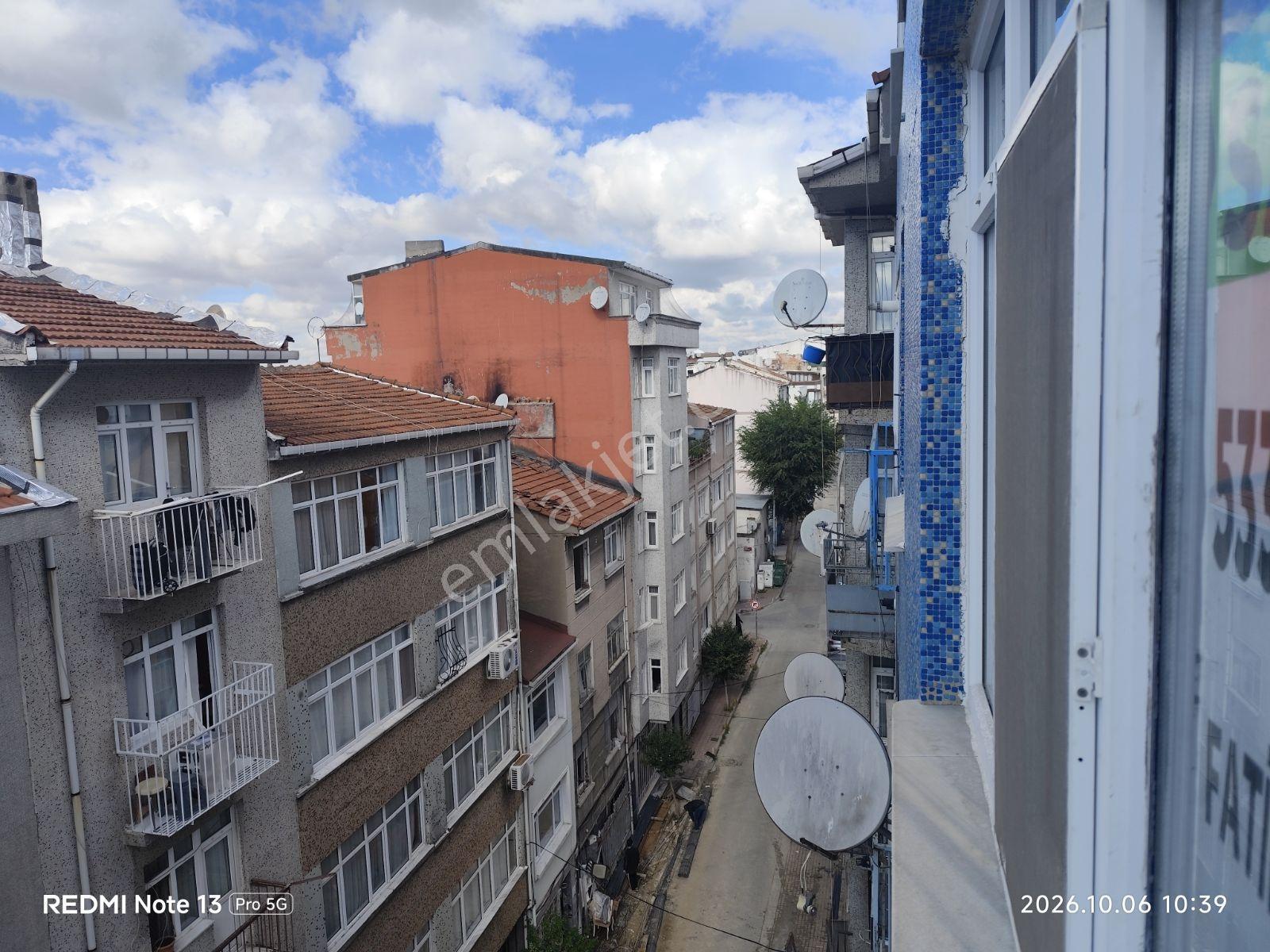 Fatih Maltada Köşe Binada Ferah 2+1 Balkonlu 5. Kat — fotoğraf 8