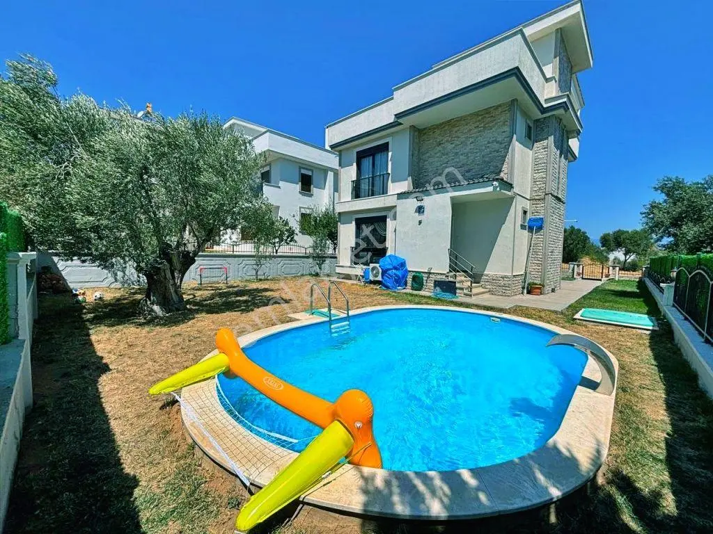 Uytundan Gömeç Karağaçta Denize 250 Metre Havuzlu Lüks 3+1 Villa — fotoğraf 2
