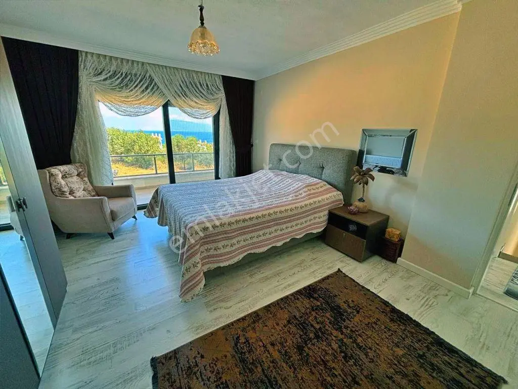 Uytundan Gömeç Karağaçta Denize 250 Metre Havuzlu Lüks 3+1 Villa — fotoğraf 7