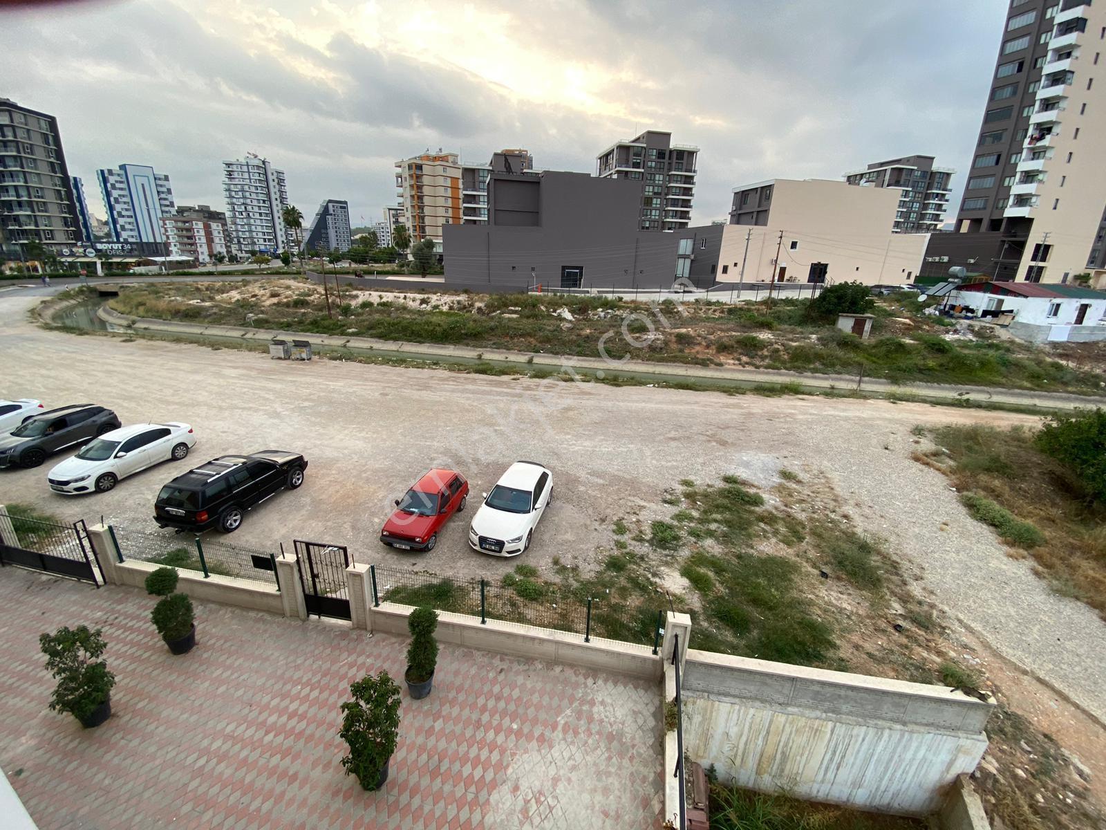 Remax Palm'den 34'üncü Cadde Üzeri Yatırımlık Eşyalı 1+1 Daire — fotoğraf 10