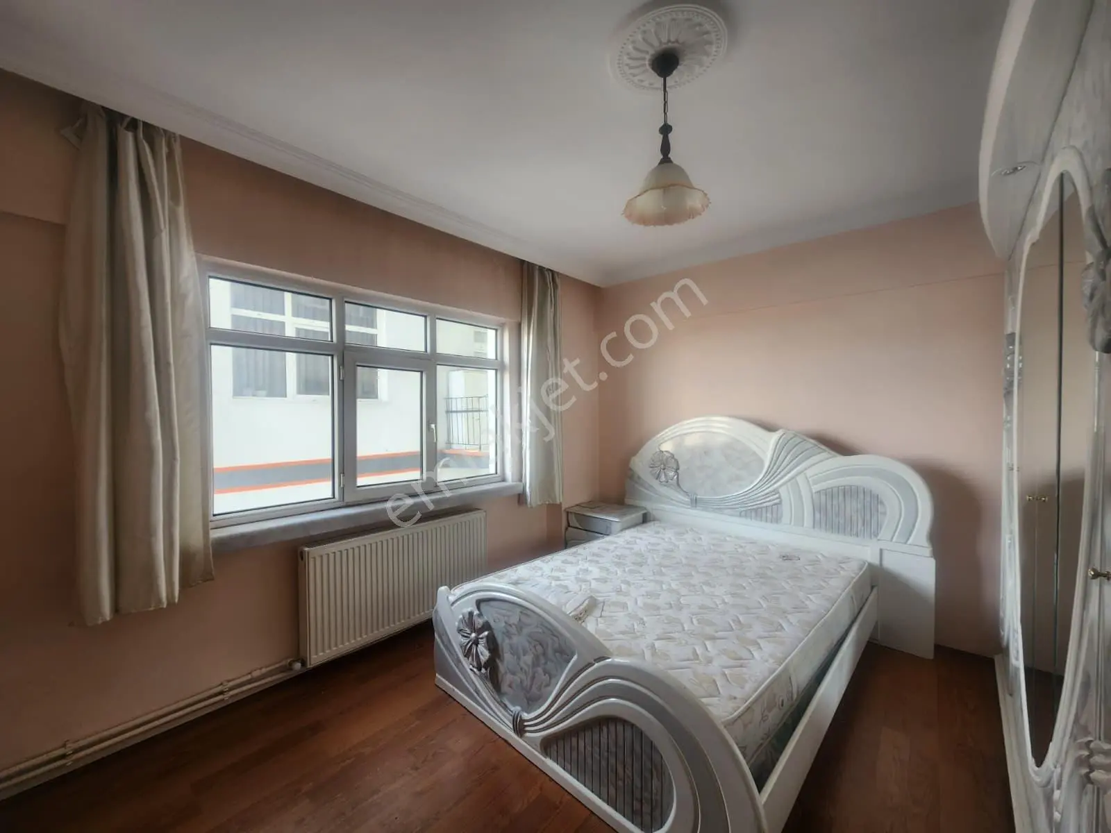 Demetevler'de Cadde Üzerinde 3+1 Asansörlü Katta Satılık Daire — fotoğraf 16