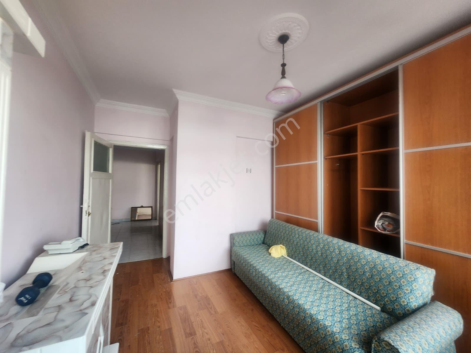 Demetevler'de Cadde Üzerinde 3+1 Asansörlü Katta Satılık Daire — fotoğraf 19