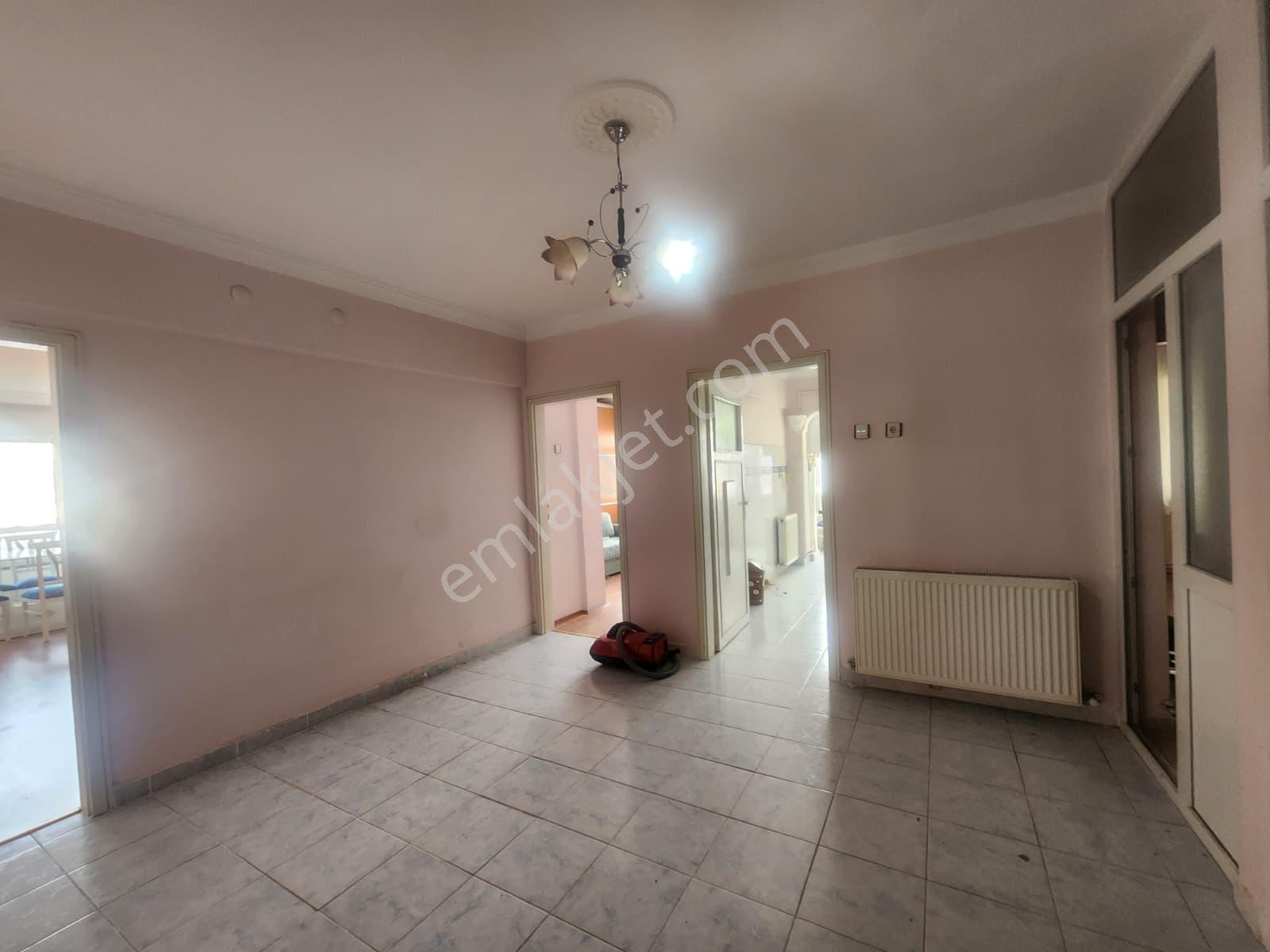 Demetevler'de Cadde Üzerinde 3+1 Asansörlü Katta Satılık Daire — fotoğraf 28