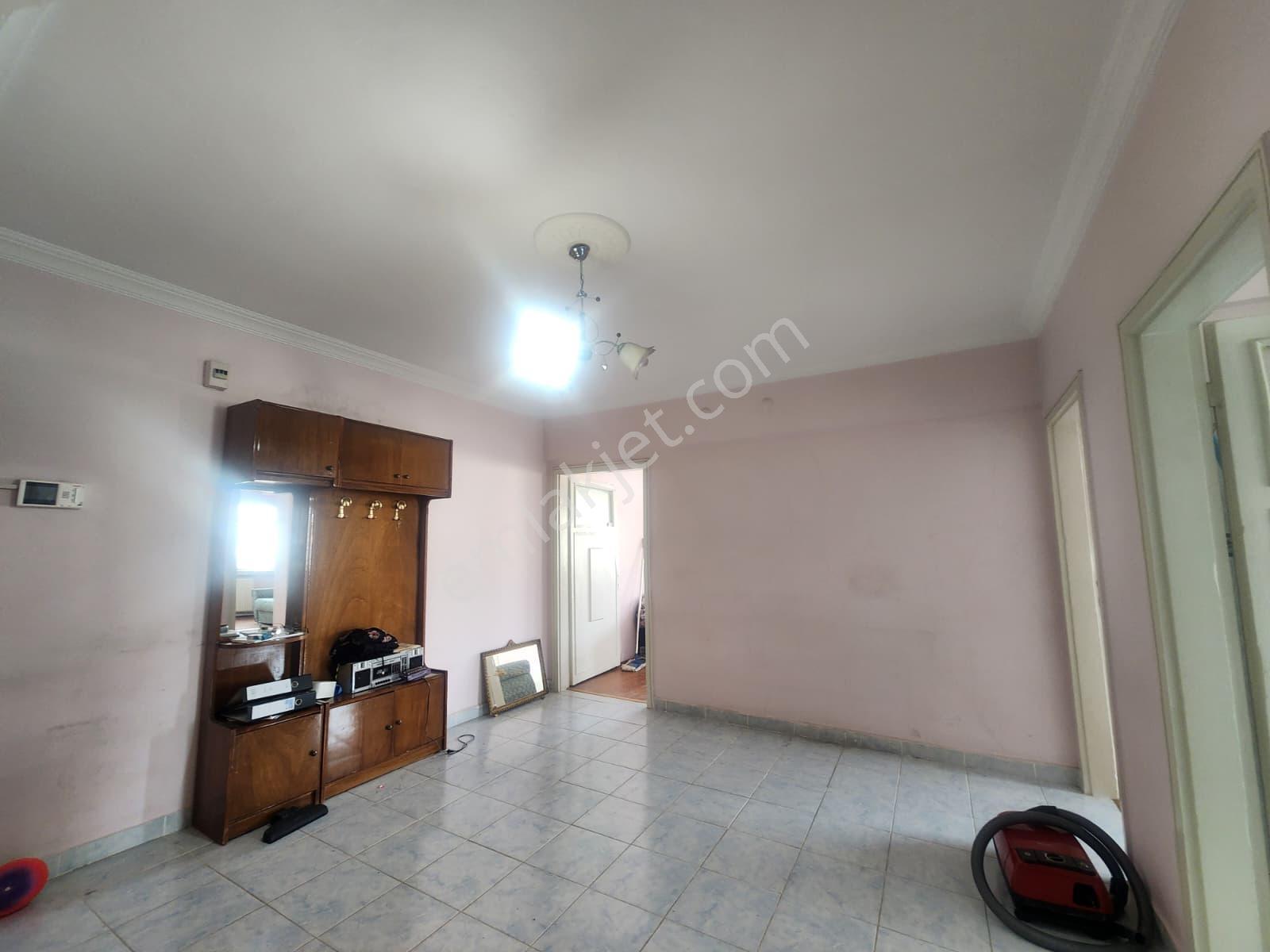 Demetevler'de Cadde Üzerinde 3+1 Asansörlü Katta Satılık Daire — fotoğraf 31