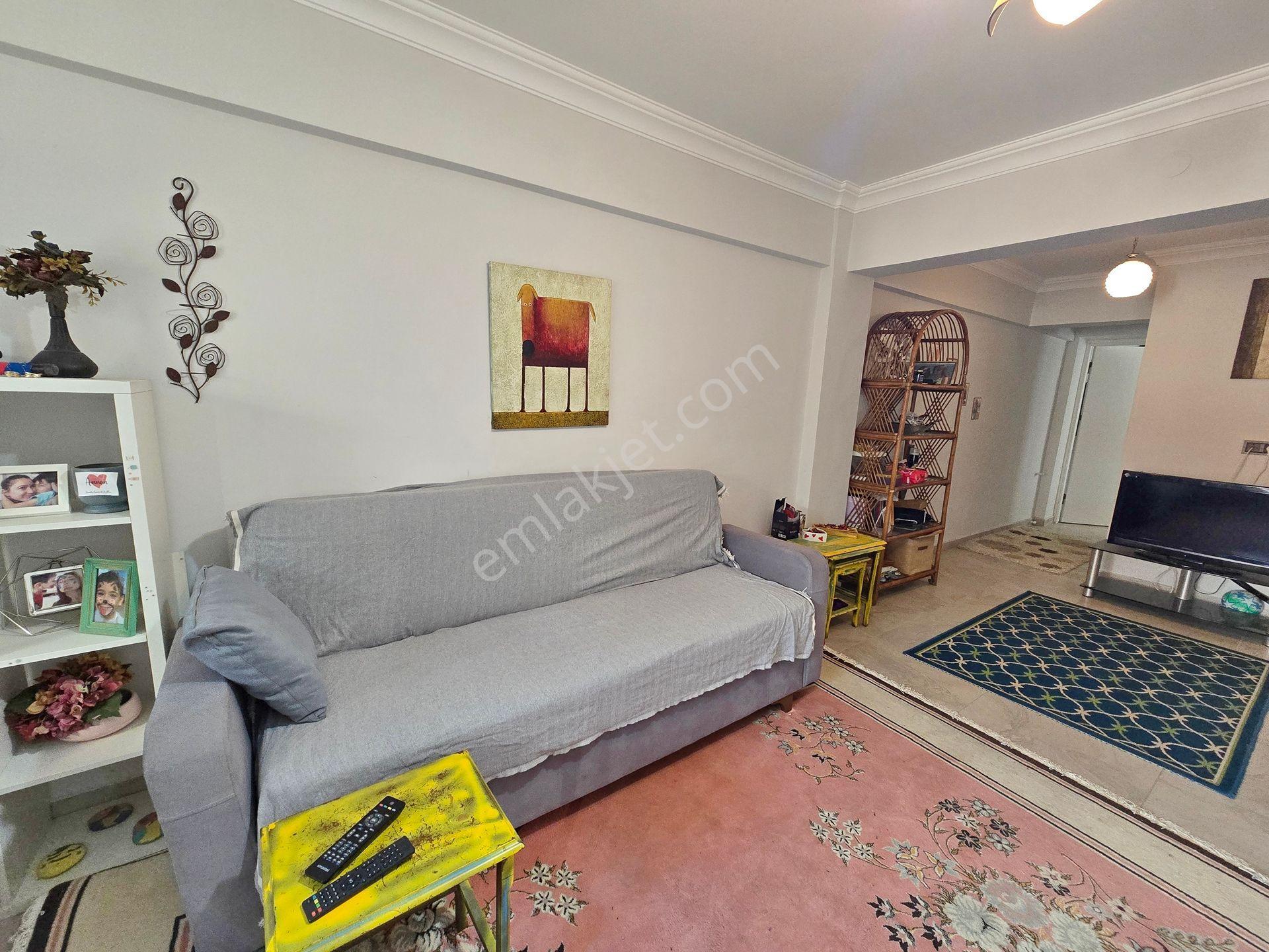 Altınoluk Sahilde Satılık Eşyalı 1+1 | Denize 75 Metre | Anayolun Deniz Tarafında — fotoğraf 9
