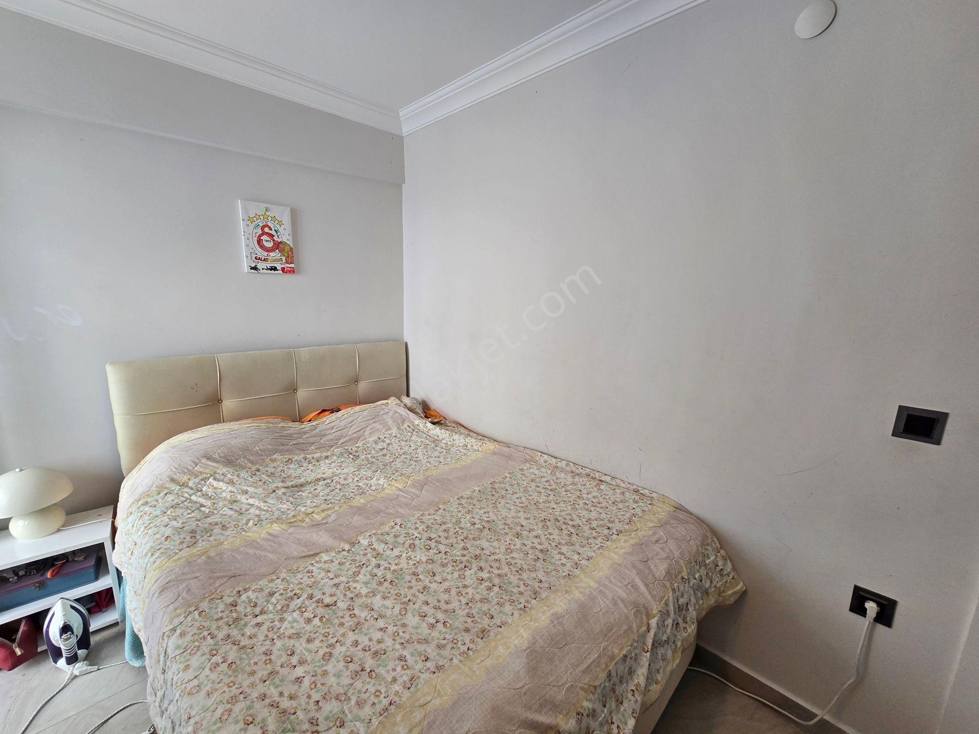 Altınoluk Sahilde Satılık Eşyalı 1+1 | Denize 75 Metre | Anayolun Deniz Tarafında — fotoğraf 17