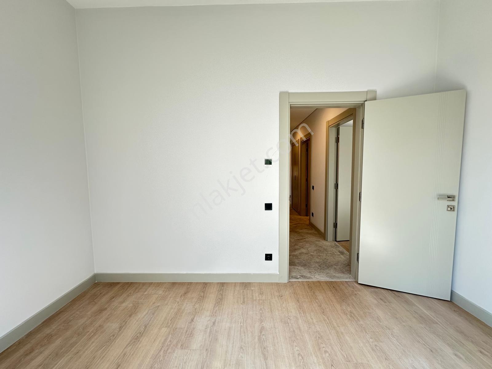 Çınarköy Evleri / Şerefiyeli / Peyzaj Cepheli / 2+1 Satılık / — fotoğraf 13