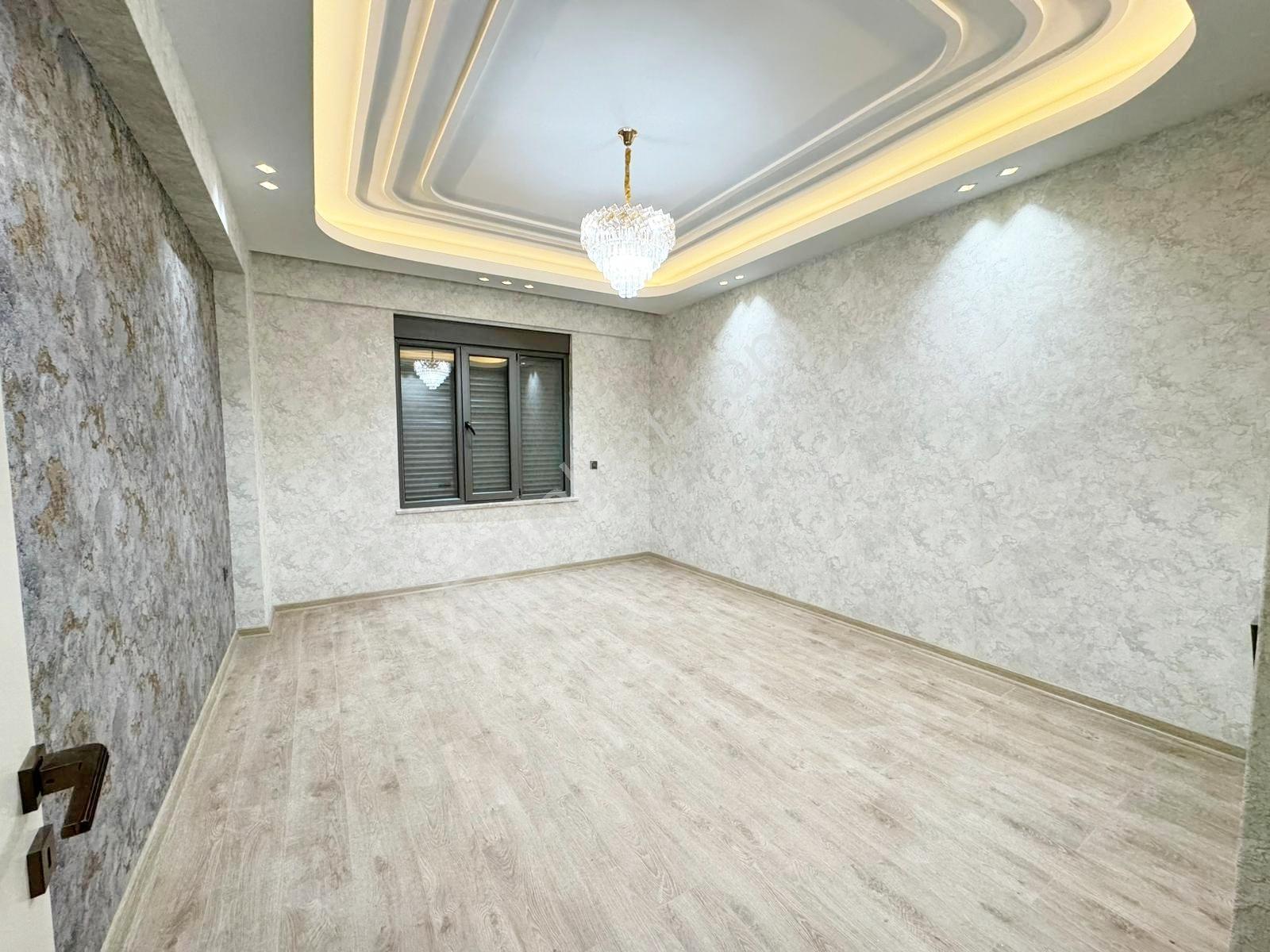 Karacaahmet'te Yemek Ve Giyinme Odalı Geniş Balkon Ultralüx3.5+1 — fotoğraf 33