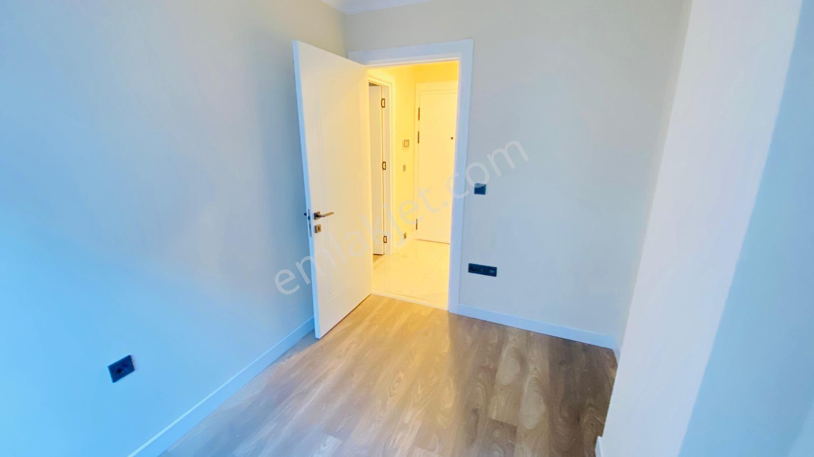 Nezih Lokasyonda Ultra Lüx 2+1 Ara Kat Daire — fotoğraf 14