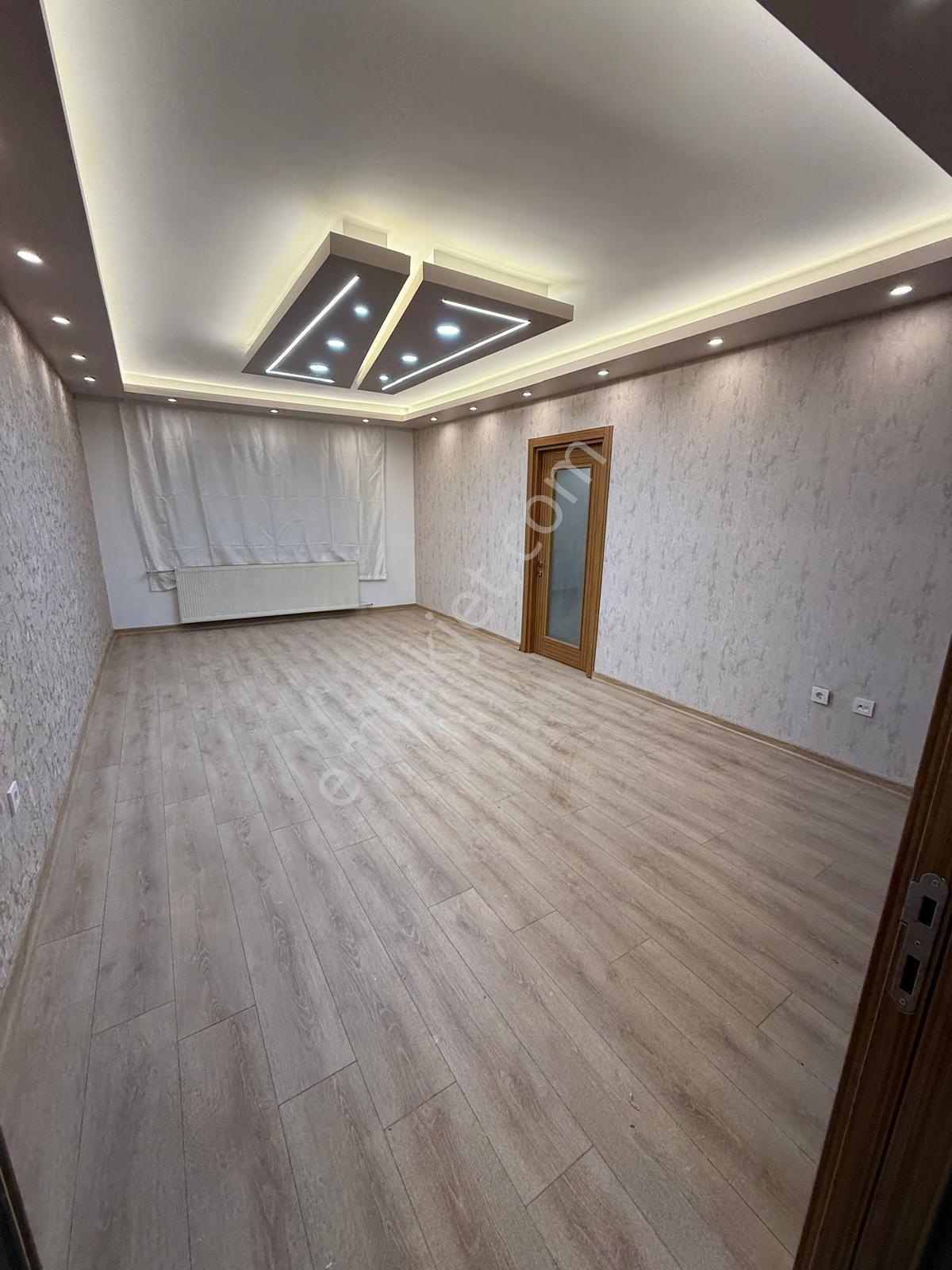 Bahçelerüstü Mah 3+1 Kat 1 İçi Full Yapılı 145m2 Kapalı Teraslı — fotoğraf 2