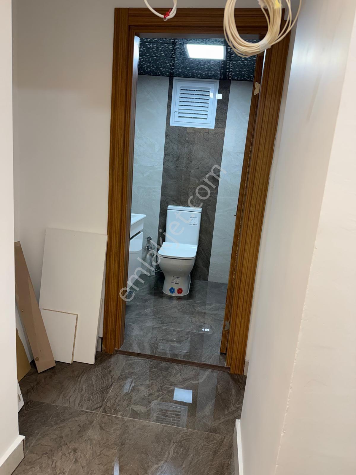 Bahçelerüstü Mah 3+1 Kat 1 İçi Full Yapılı 145m2 Kapalı Teraslı — fotoğraf 28