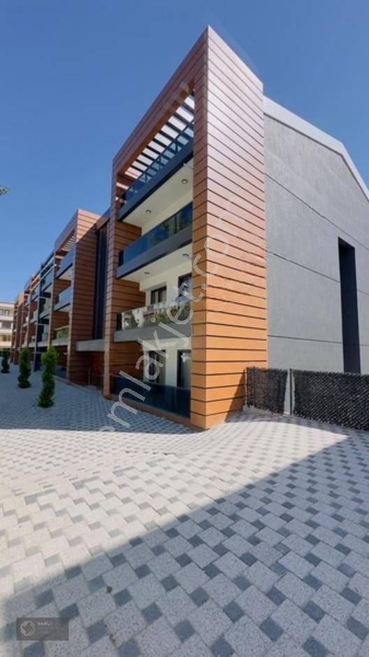 Odunluk Ceylan İlman Plus Satılık 1+1 Daire Takaslı