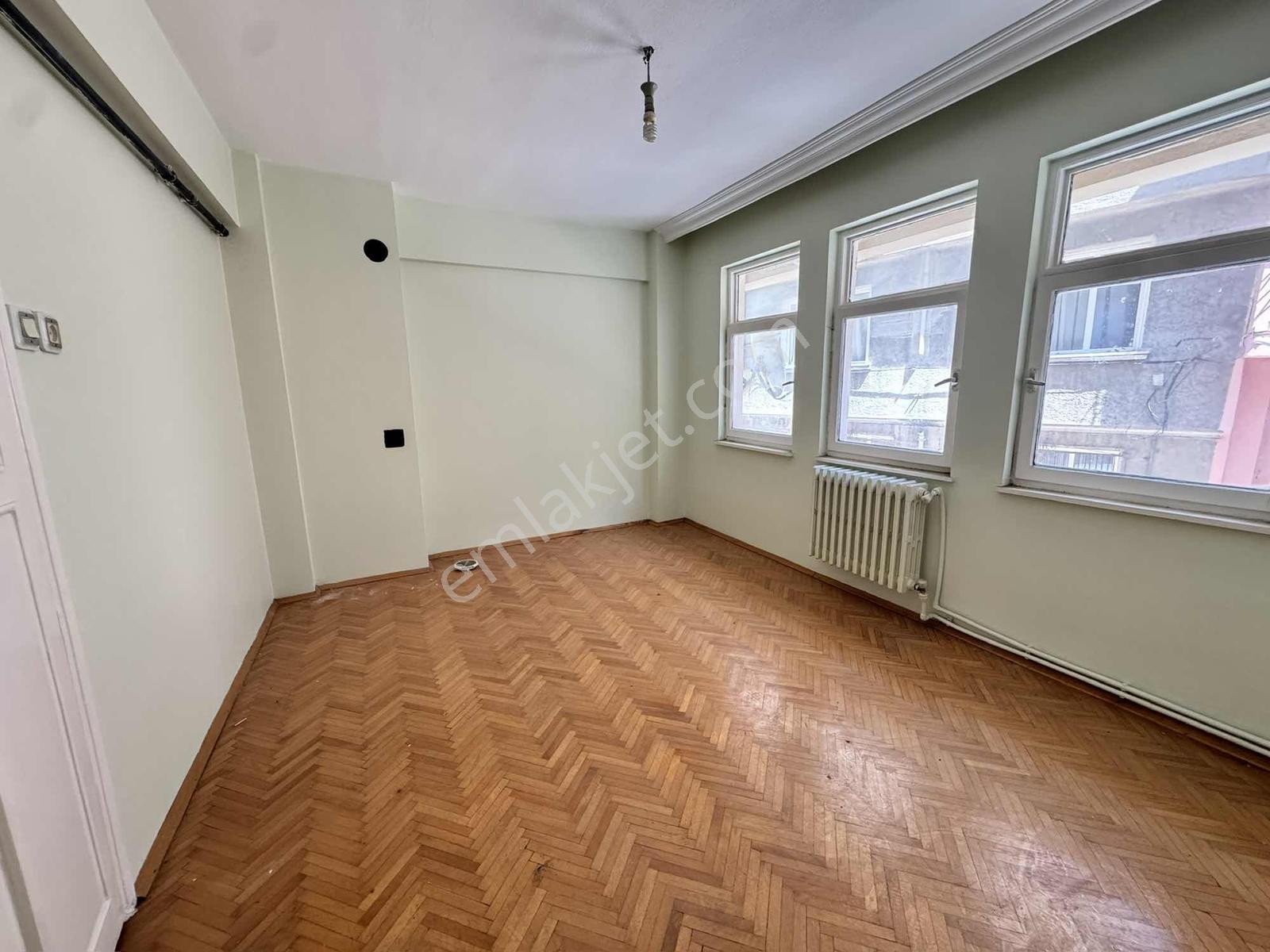 Kristal K2 Pera Hocaalizade 2+1 Satılık Ara Kat Daire