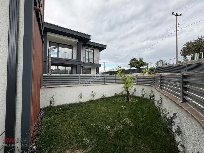 Kw Arven'den Elysıum Country'de 4+1 Müstakil Havuzlu Villa — fotoğraf 13
