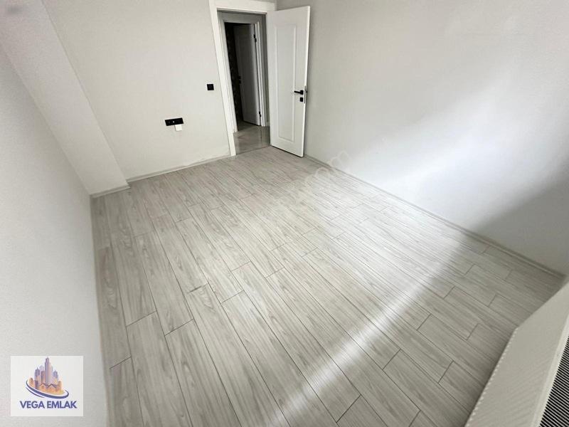 Vega Emlaktan Full Yapılı Masrafsız 3+1 Satılık Daire — fotoğraf 15