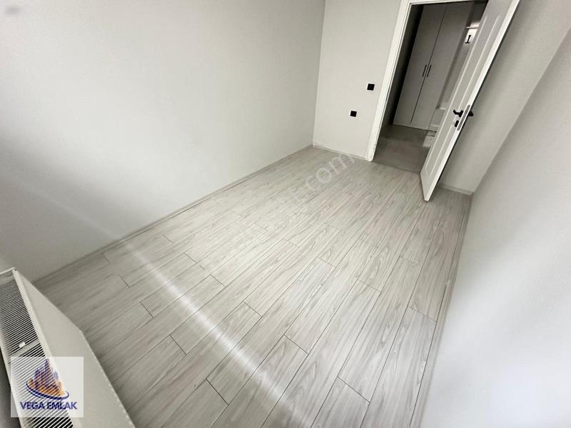 Vega Emlaktan Full Yapılı Masrafsız 3+1 Satılık Daire — fotoğraf 17