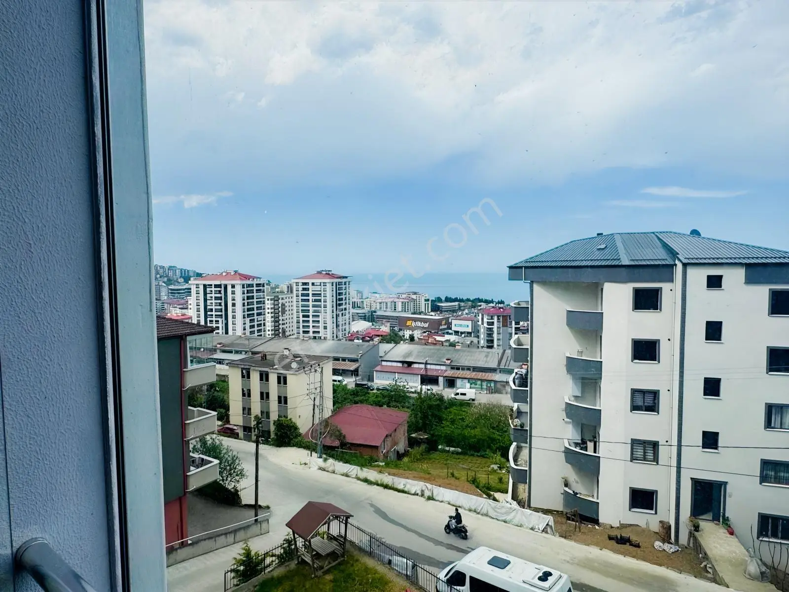 Kaşüstü Reisoğlu Sitesi 3. Kat Eşyalı Satılık Daire — fotoğraf 17