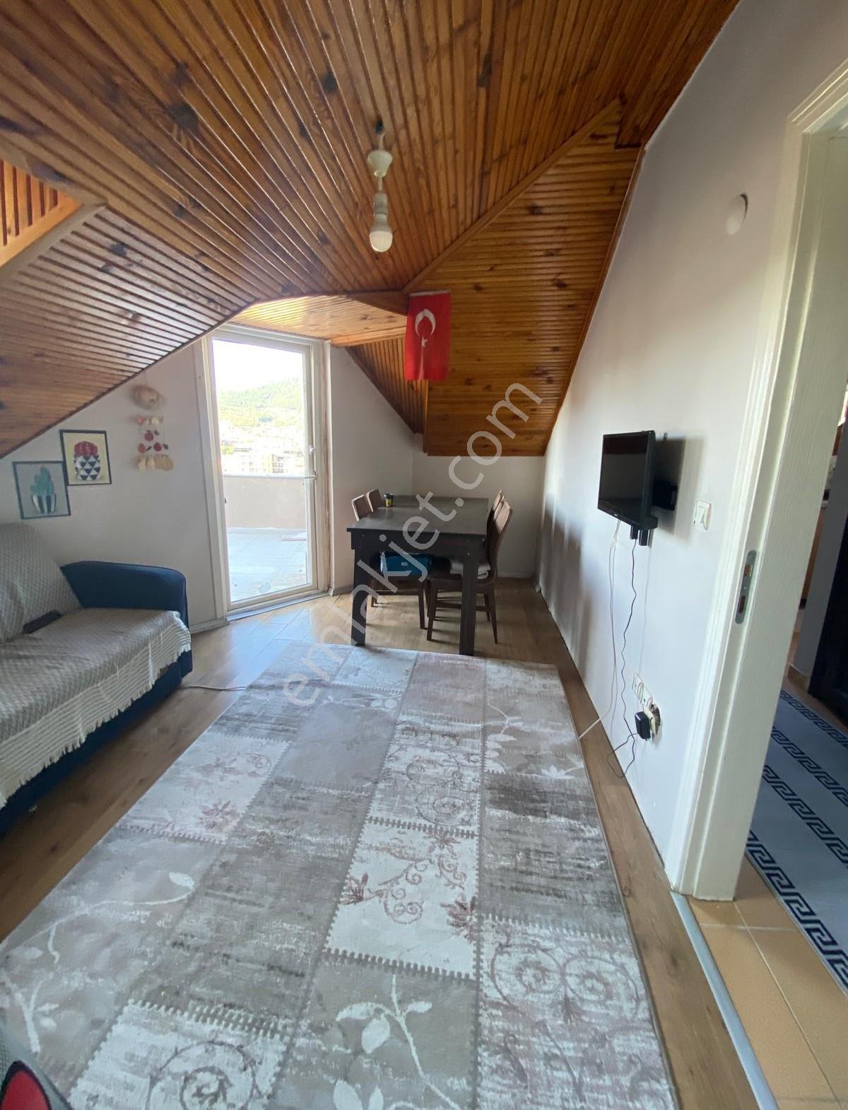 Velibaba Mah'de 3+2 Kullanışlı Satılık Dubleks Daire — fotoğraf 5