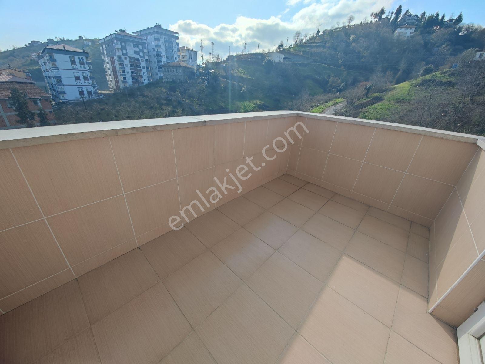 Royal'den Yomra'da İki Daire Tek Fiyat! - 325m² Yatırım Fırsatı! — fotoğraf 12