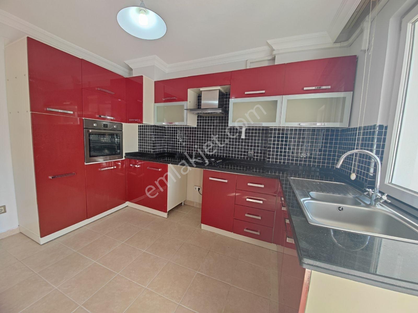 Royal'den Yomra'da İki Daire Tek Fiyat! - 325m² Yatırım Fırsatı! — fotoğraf 17
