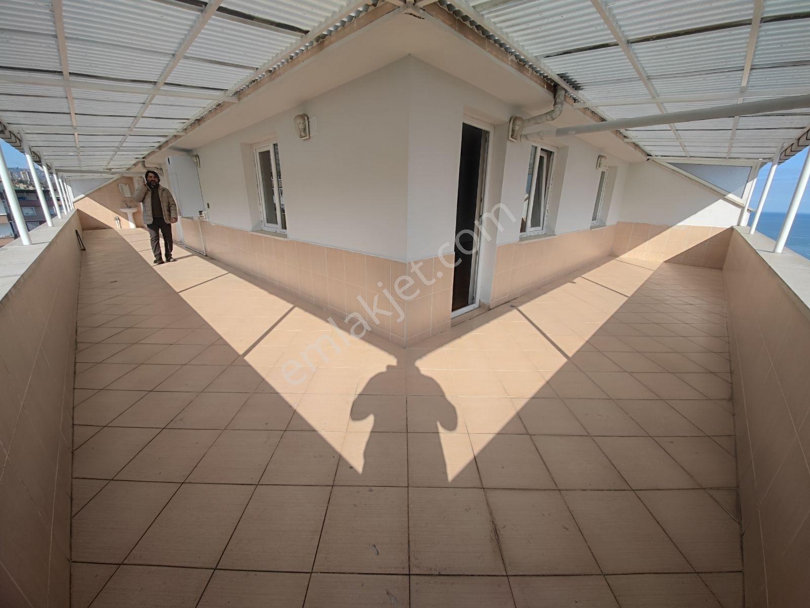 Royal'den Yomra'da İki Daire Tek Fiyat! - 325m² Yatırım Fırsatı! — fotoğraf 31