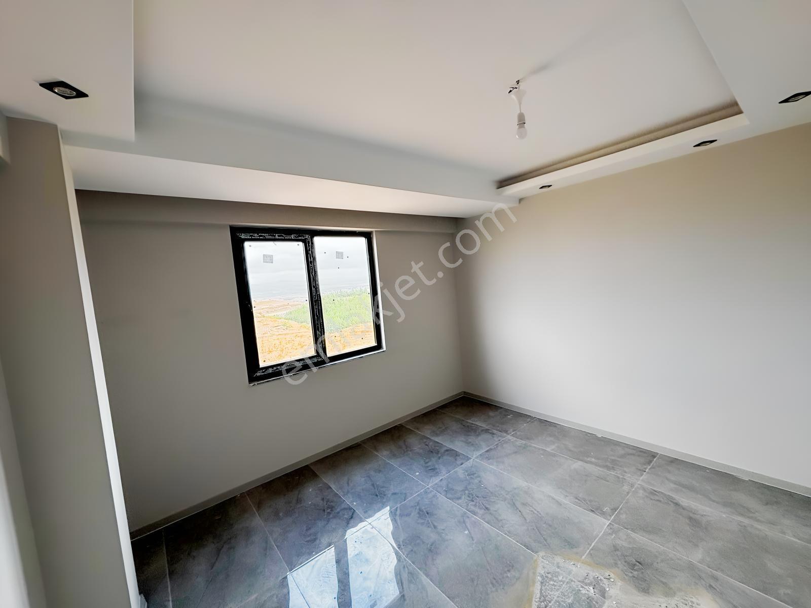 Century21 Netten Yenişafakta Satılık 3+1 Daire — fotoğraf 9