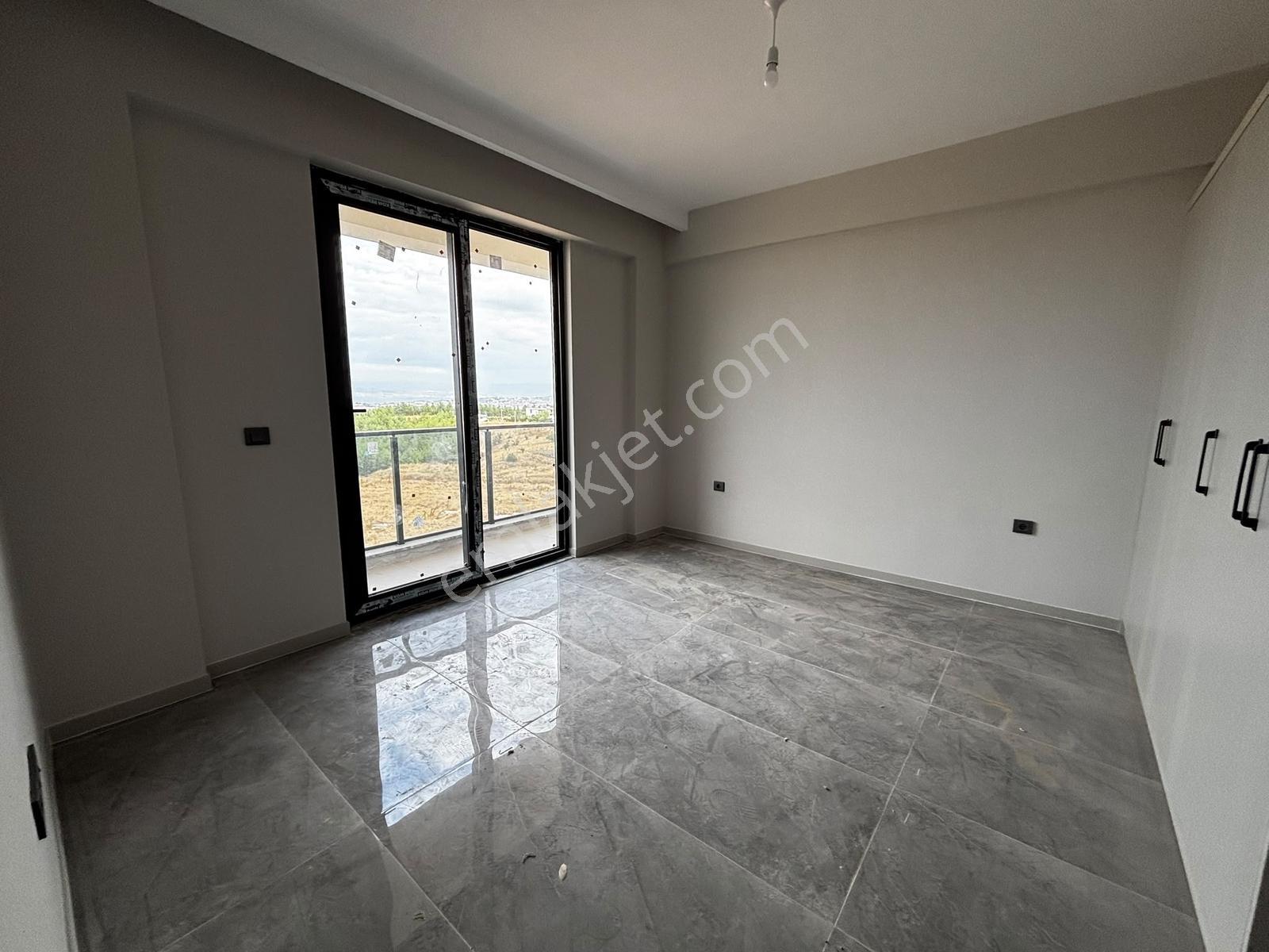 Century21 Netten Yenişafakta Satılık 3+1 Daire — fotoğraf 13