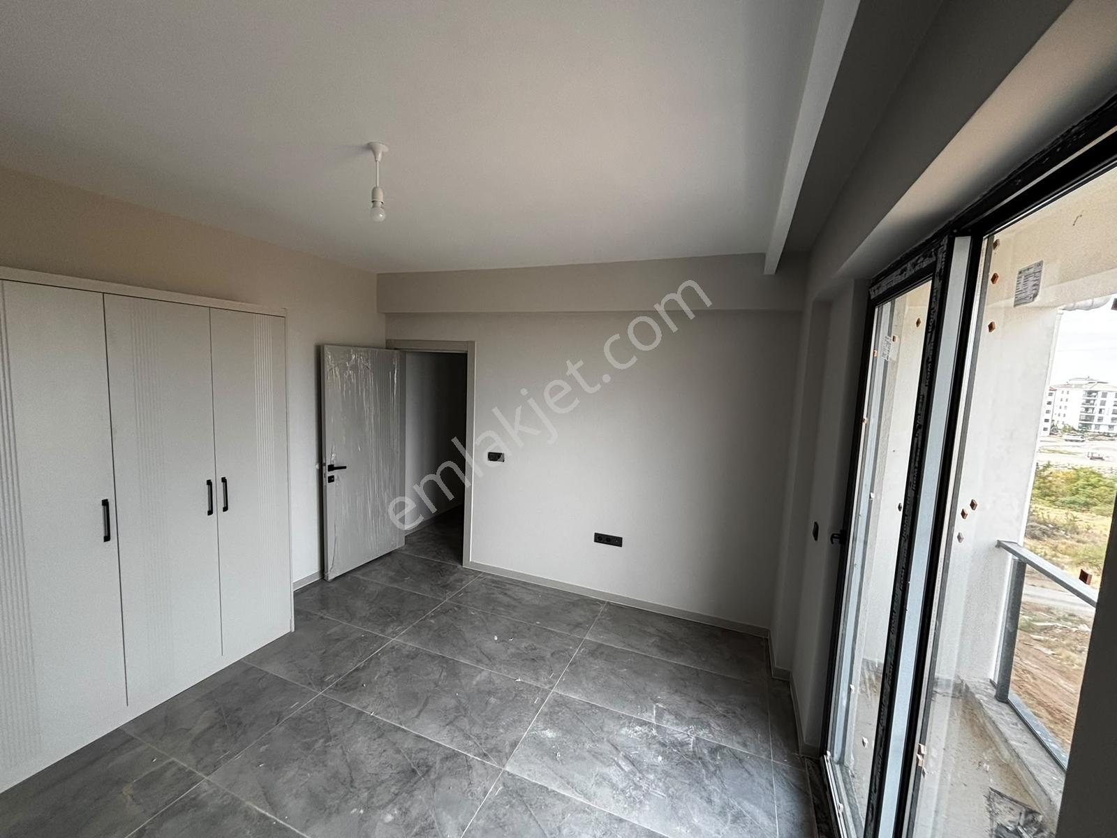 Century21 Netten Yenişafakta Satılık 3+1 Daire — fotoğraf 14