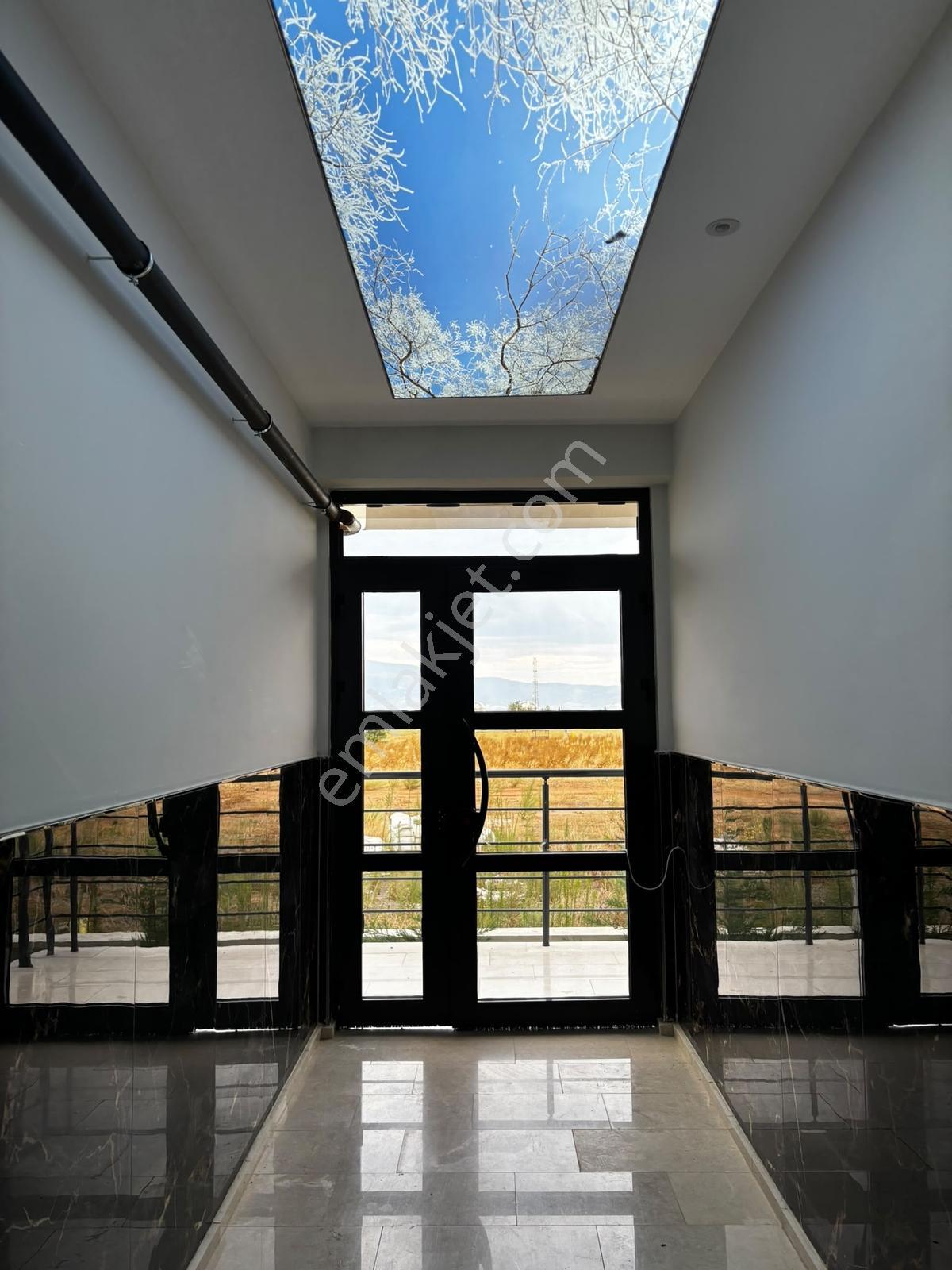 Century21 Netten Yenişafakta Satılık 3+1 Daire — fotoğraf 18