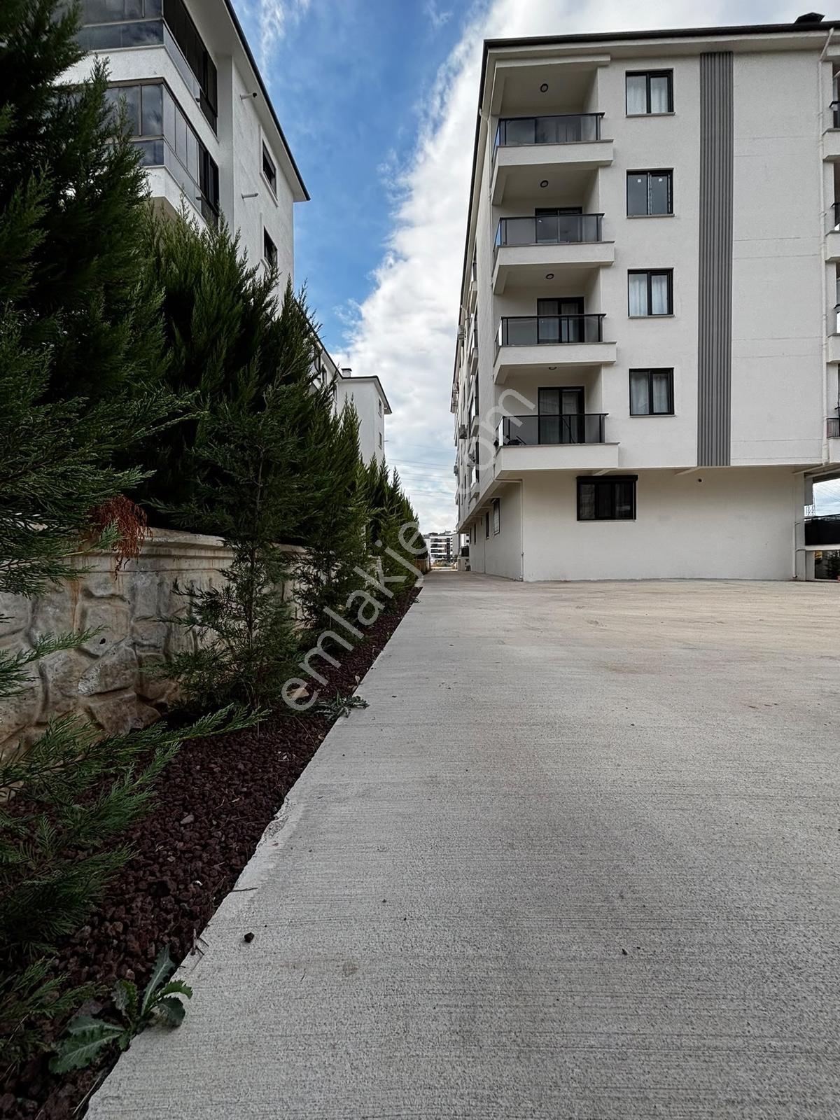 Century21 Netten Yenişafakta Satılık 3+1 Daire — fotoğraf 23
