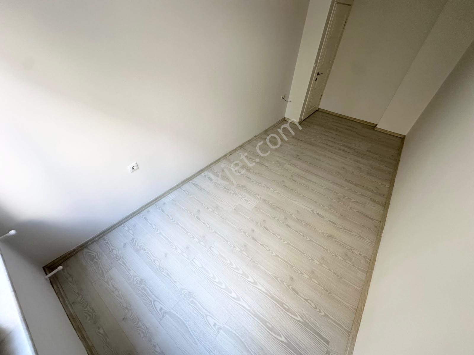 Doradan Cemil Temelde Satılık Yeni Bina 2+1 Bahçeli Daire — fotoğraf 9