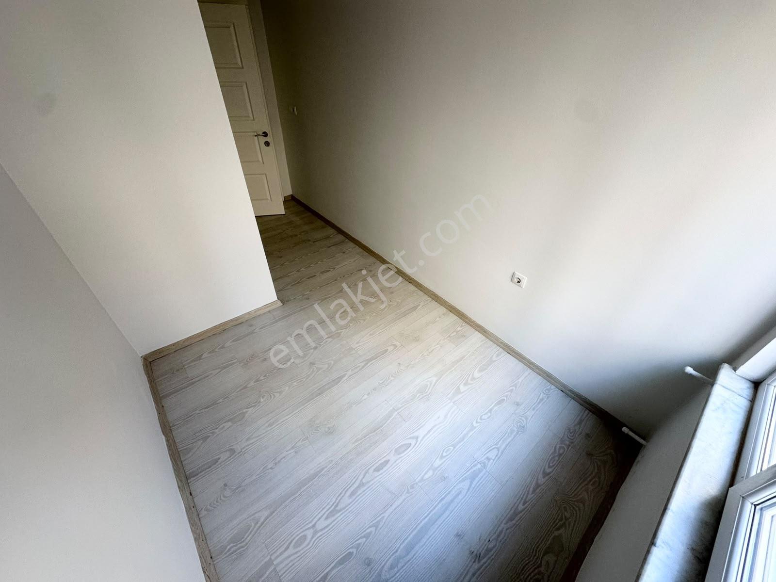 Doradan Cemil Temelde Satılık Yeni Bina 2+1 Bahçeli Daire — fotoğraf 13