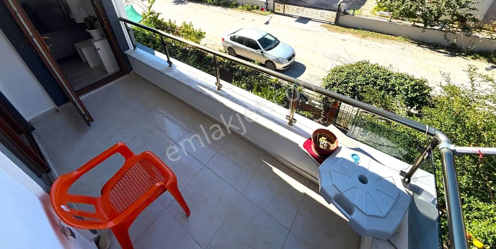 Referans'tan Akçay Merkez'de Ön Cephe Yüksek Kredili 2+1 Daire — fotoğraf 14