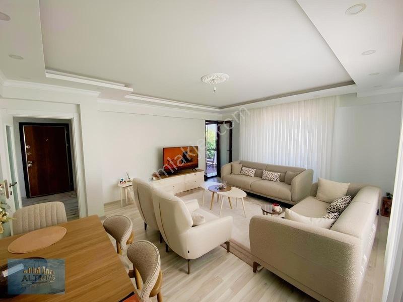 Merkezi Konum Orta Kat Kiracılı 110M2 2+1