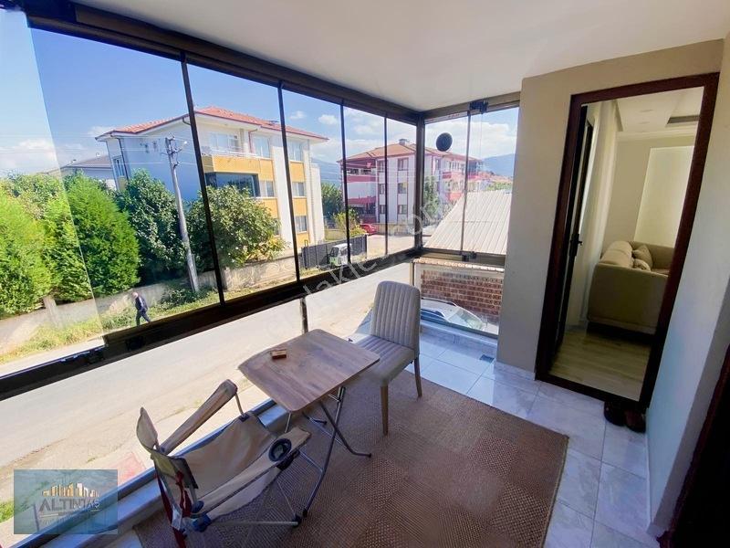 Merkezi Konum Orta Kat Kiracılı 110m2 2+1 — fotoğraf 4