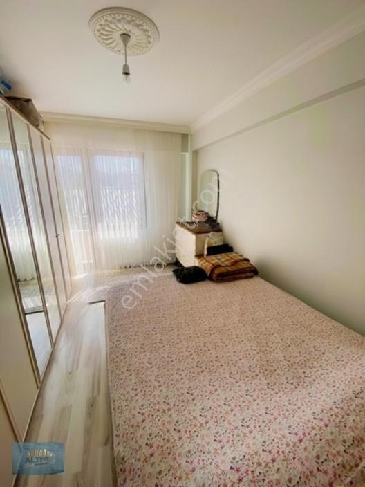 Merkezi Konum Orta Kat Kiracılı 110m2 2+1 — fotoğraf 25