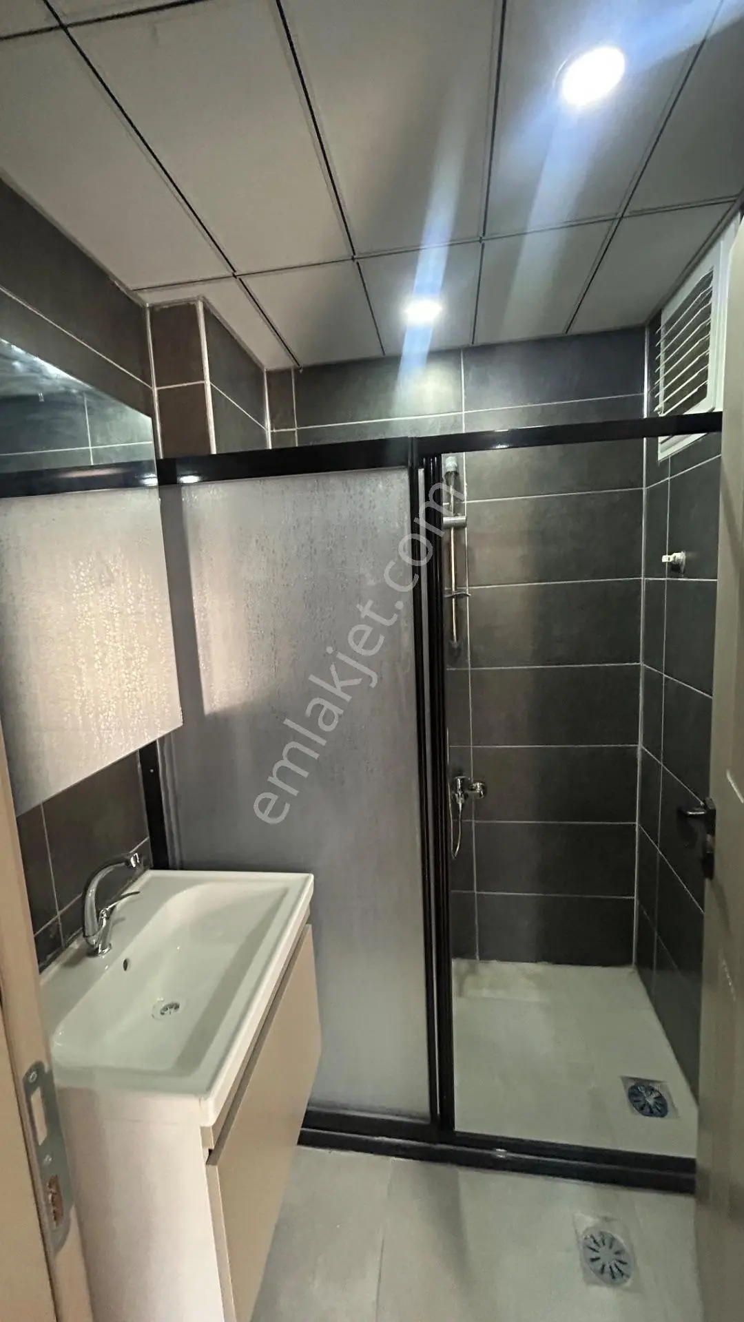 Tavze Gayrimenkuldan Batıkentte Satılık 2+0 Full Yapılı Arakat Yeni Daire. — fotoğraf 12